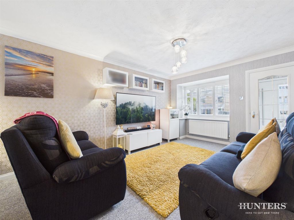 Property photo 2 of 23 Cam05287G0-Pr0241-Still003.Jpg