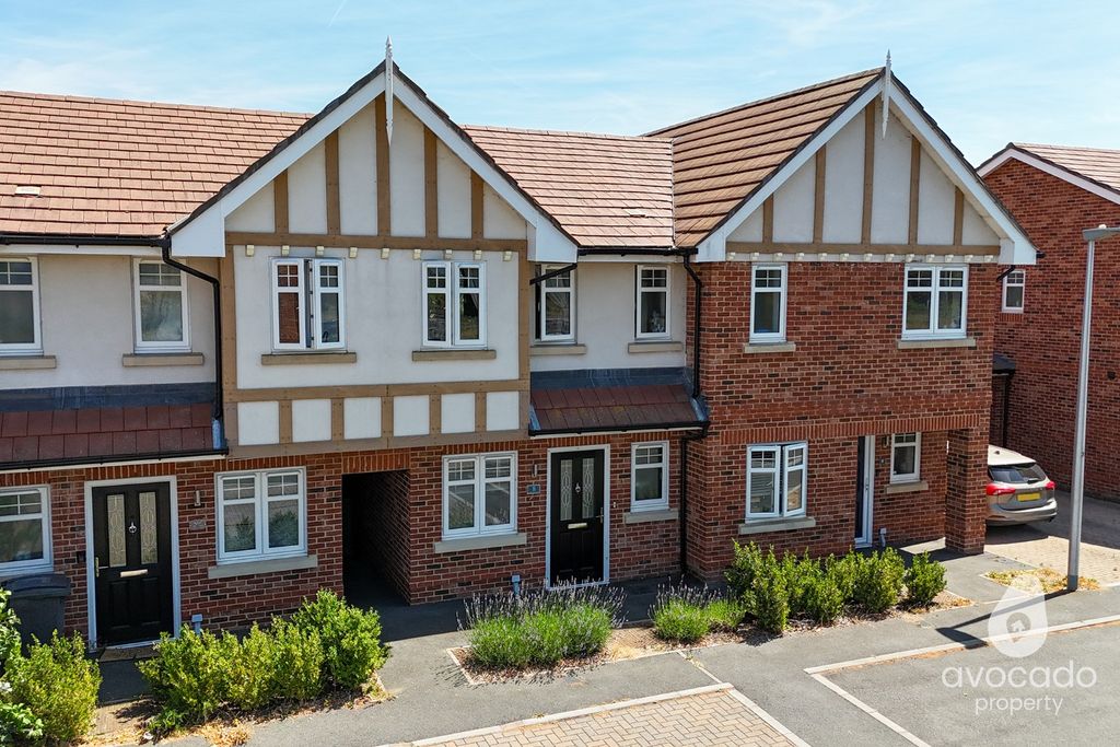 Property photo 1 of 17 5287040