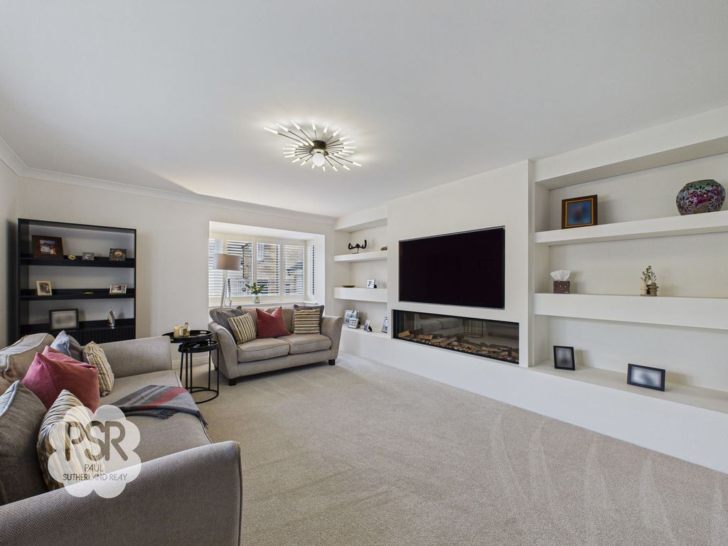 Property photo 2 of 52