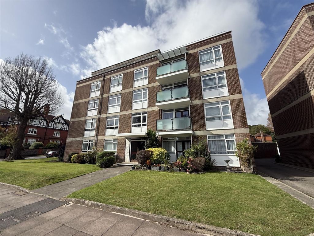 Property photo 1 of 11 01323438506