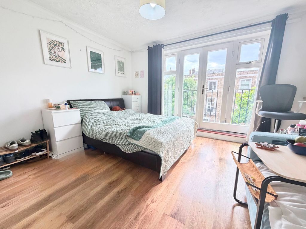 Property photo 1 of 30
