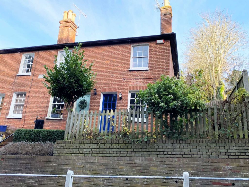 Property photo 1 of 6