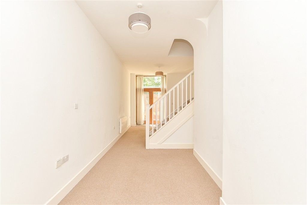 Property photo 3 of 13 Dining Area