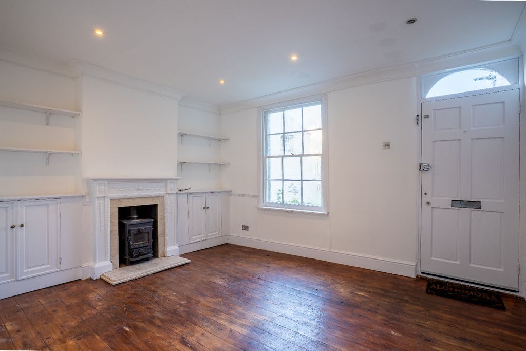 Property photo 3 of 16 4470715