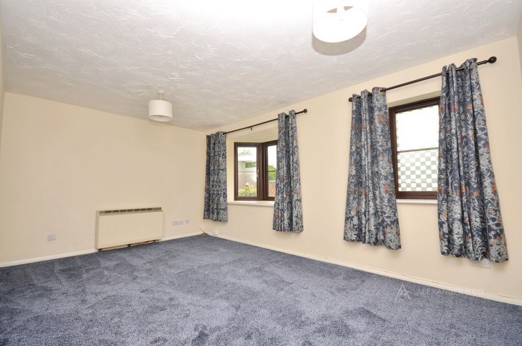 Property photo 2 of 9 Pbox-Img.Jpg