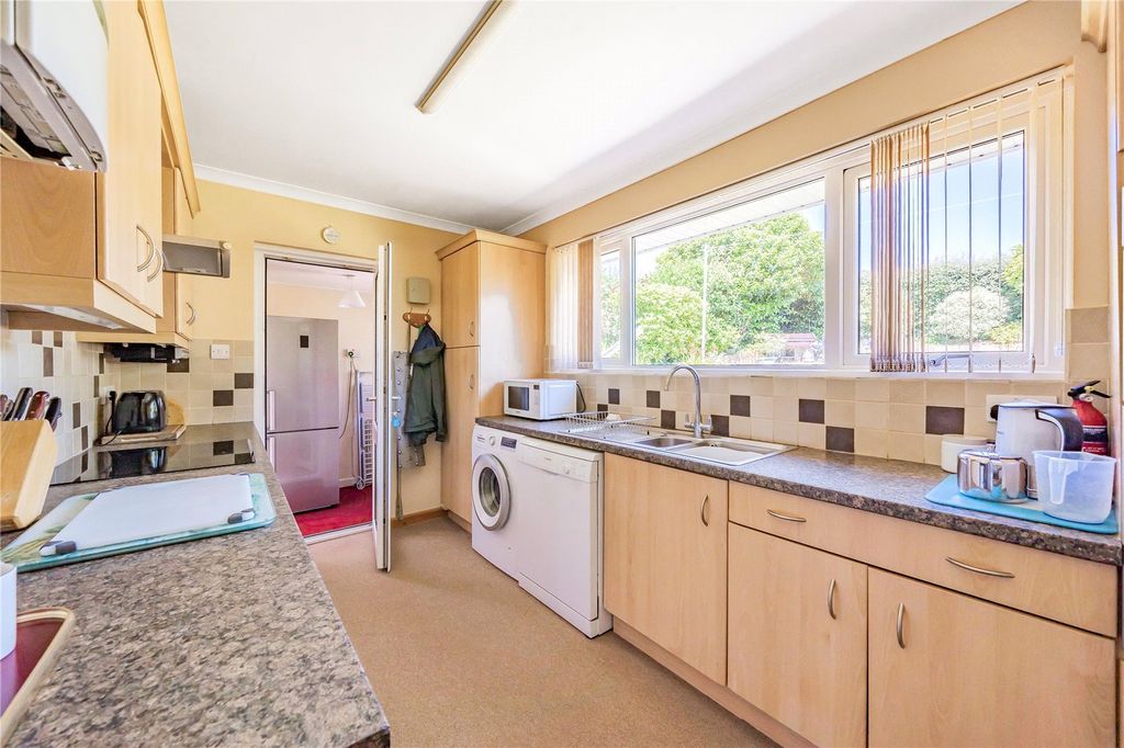 Property photo 3 of 8 Picture No. 05