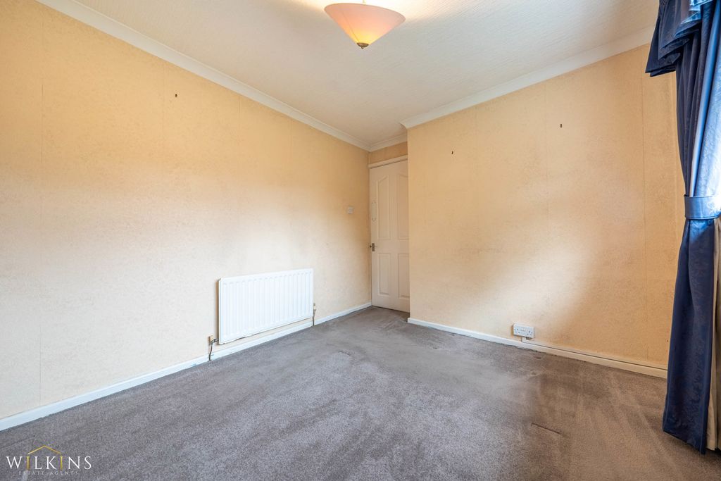 Additional image 13 of 3 bed semi-detached house for saleBirch Grove, Birchmoor, Tamworth, Warwickshire B78