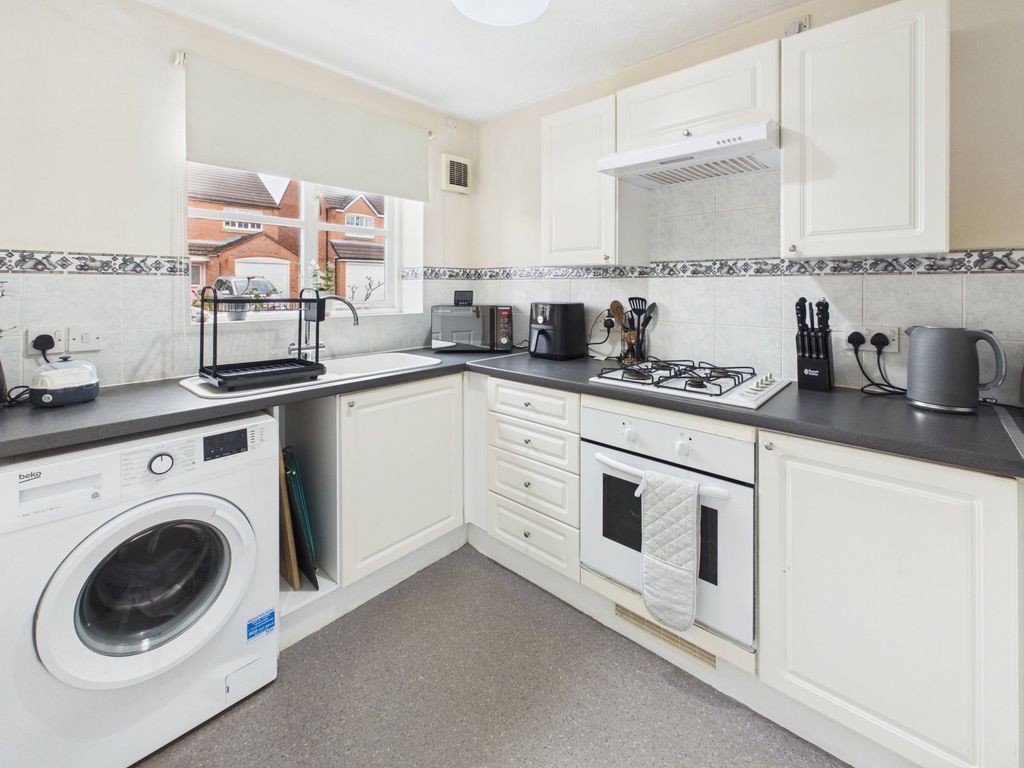 Property photo 2 of 16