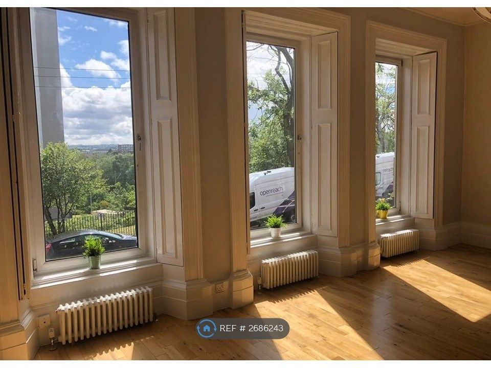 Property photo 3 of 10 Living Room View