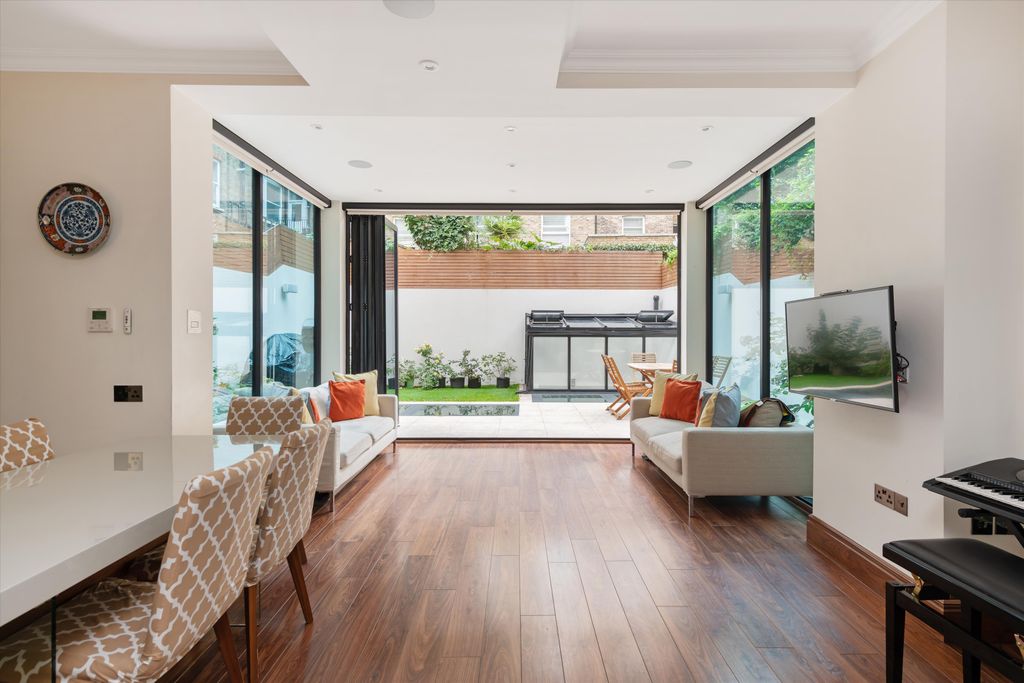 Property photo 1 of 22 Image