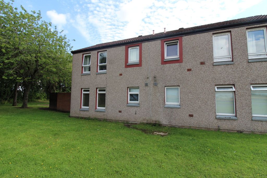 Property photo 2 of 8