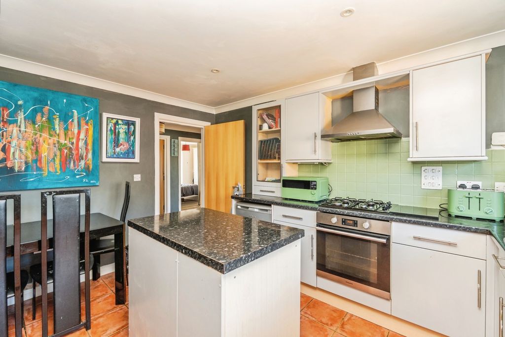 Property photo 2 of 13 Pbox-Img.Jpg