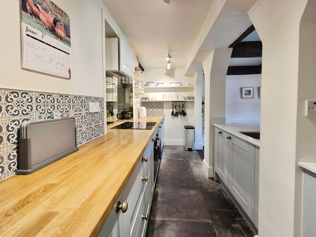 Additional image 5 of 3 bed semi-detached house to rentThe Pinnacles, Weston Street BA22