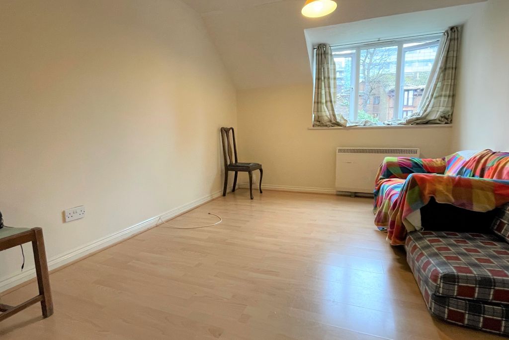 Property photo 2 of 5