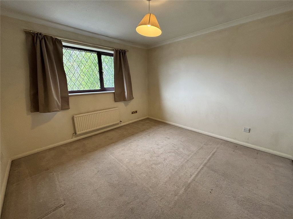 Property photo 2 of 7 Picture No. 04