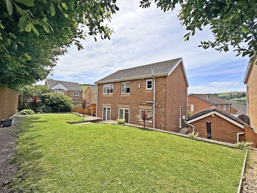 Property photo 2 of 36 Rear Garden