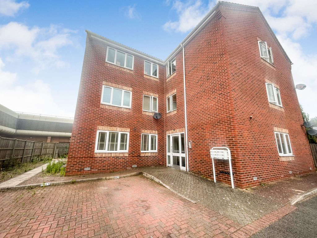 Property photo 1 of 11