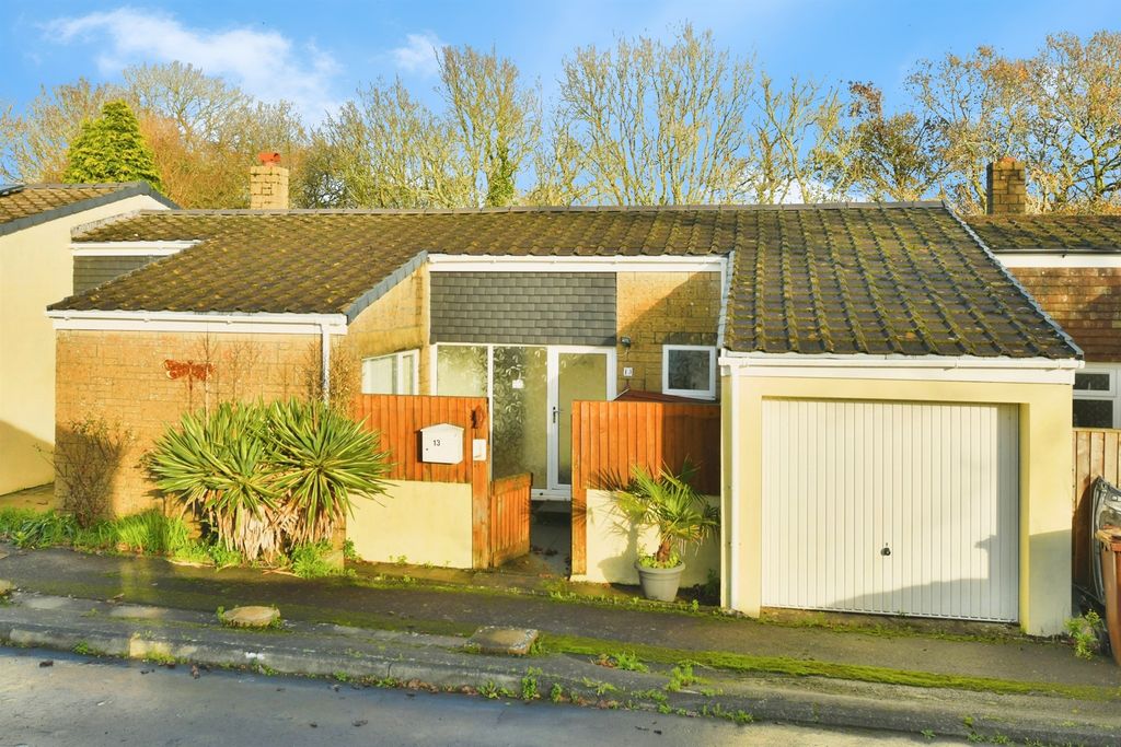 Property photo 1 of 20