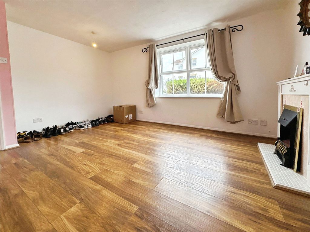 Property photo 3 of 10 Picture No. 01