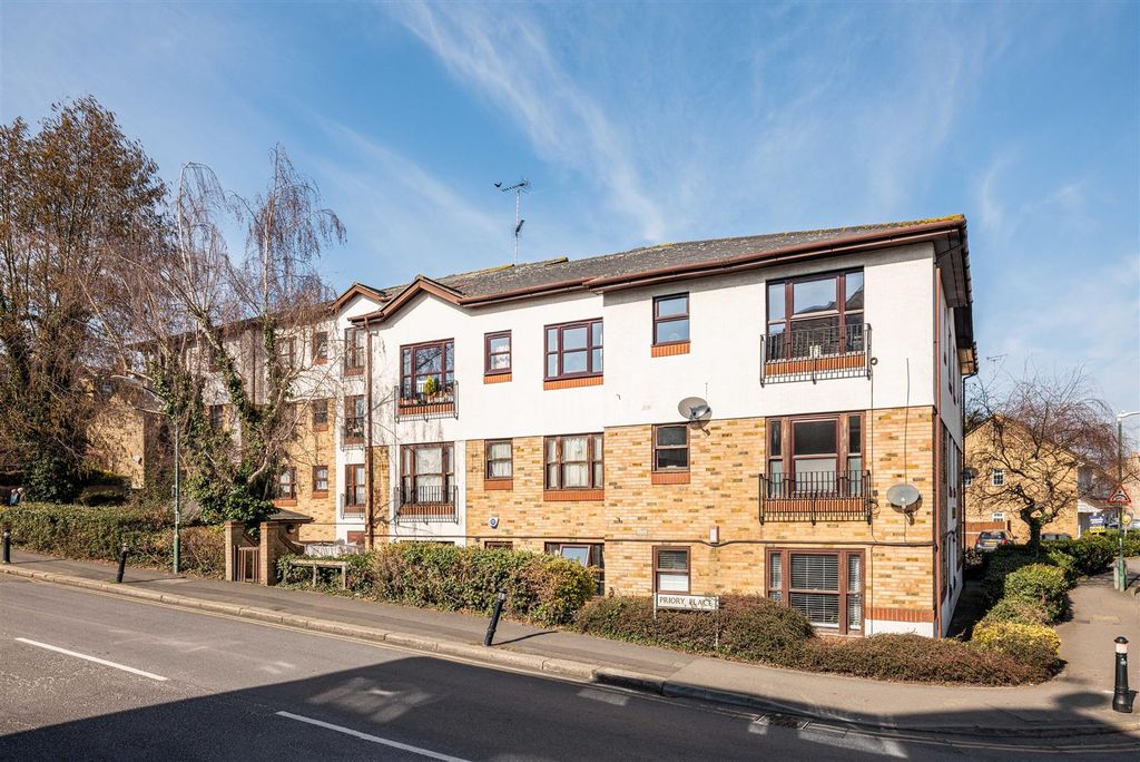 Property photo 1 of 10