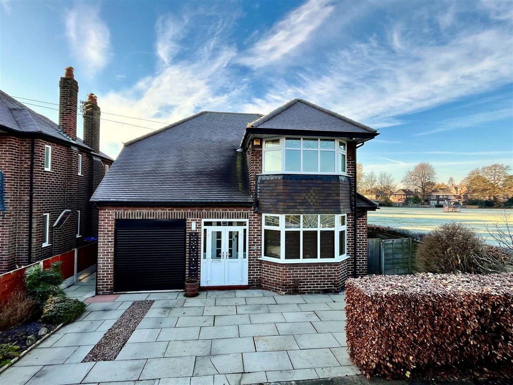 Property photo 1 of 30 External Front