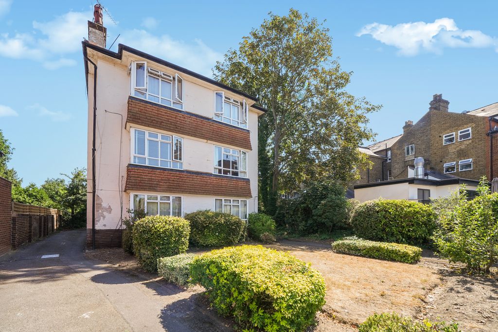 Property photo 1 of 14