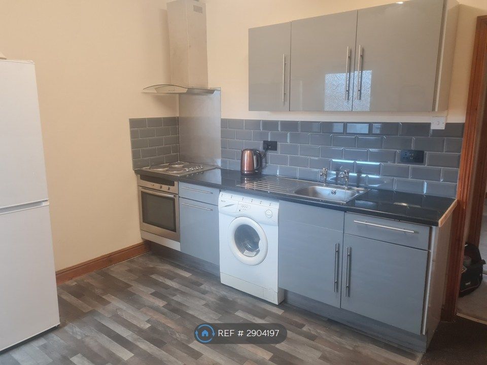 Property photo 1 of 5 Kitchen Area