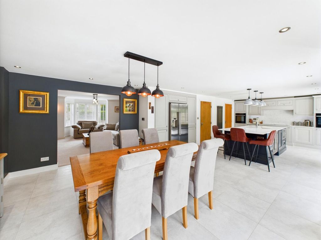 Property photo 2 of 25 Dining Room