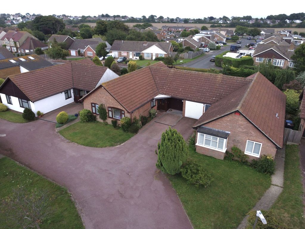 Property photo 1 of 25