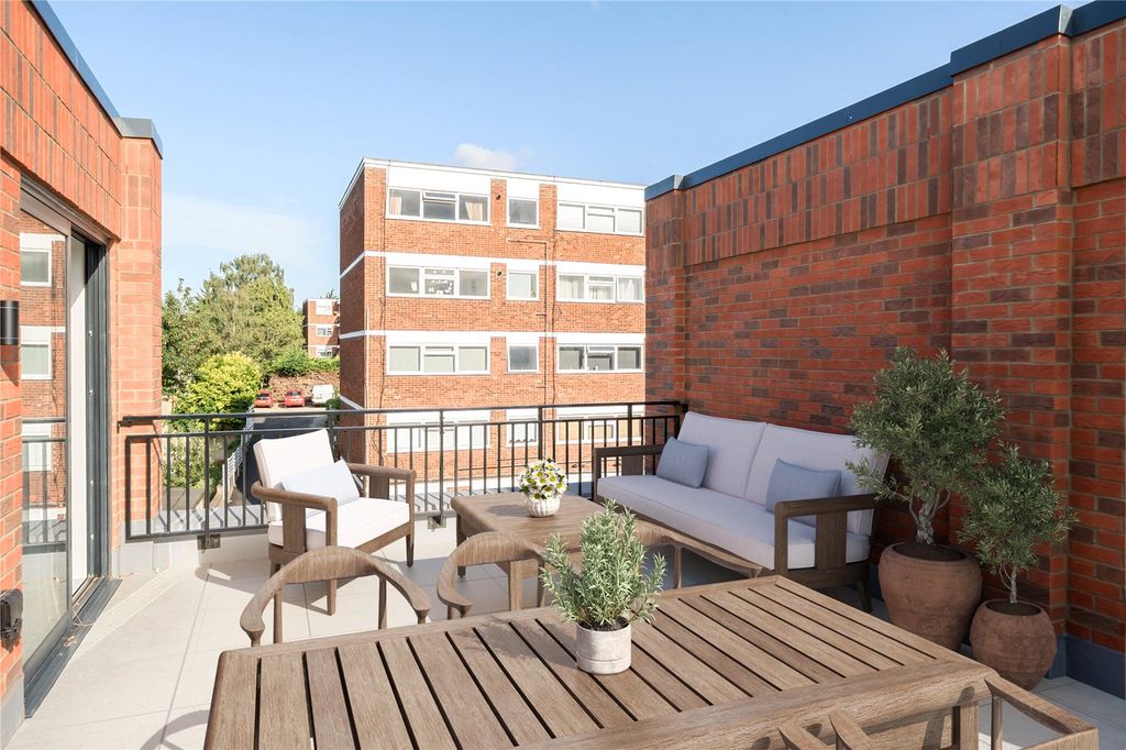 Property photo 2 of 14 Picture No. 30