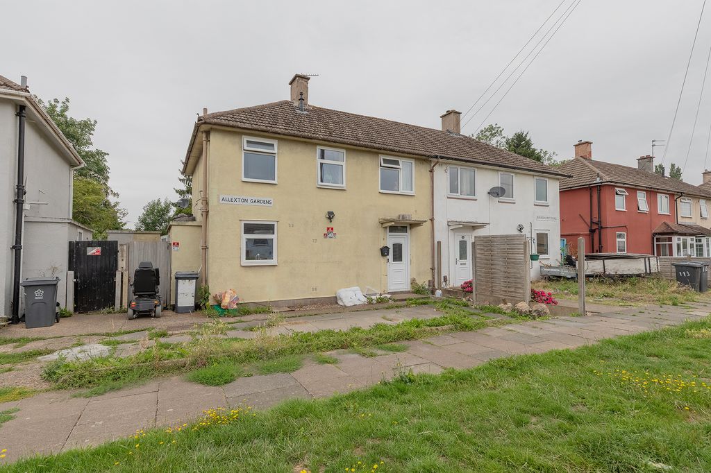 Property photo 1 of 31