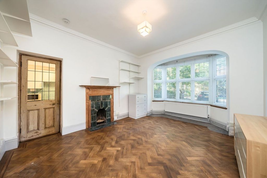 Property photo 2 of 4