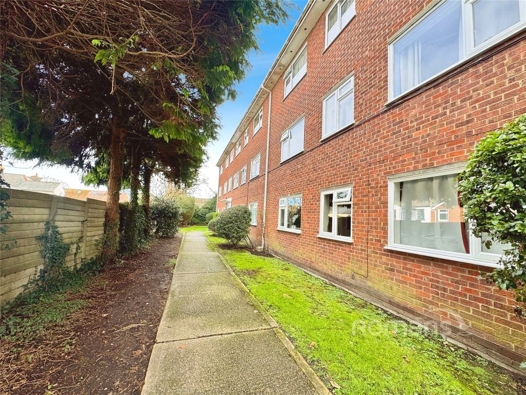 Property photo 1 of 10 Picture No. 07