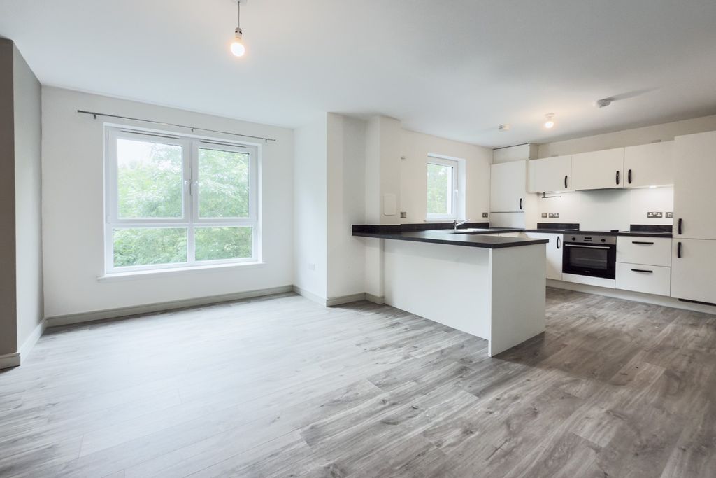 Property photo 3 of 14 4294793