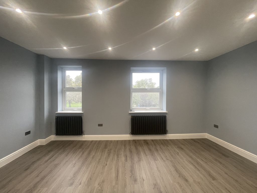 Property photo 1 of 20 4Â Bedroom Flat For Rent