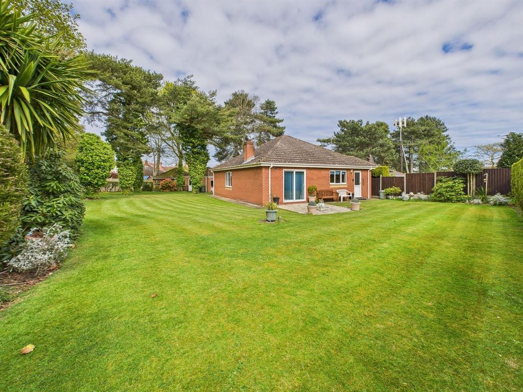 Property photo 3 of 17 Cam04116G0-Pr0167-Still017.Jpg