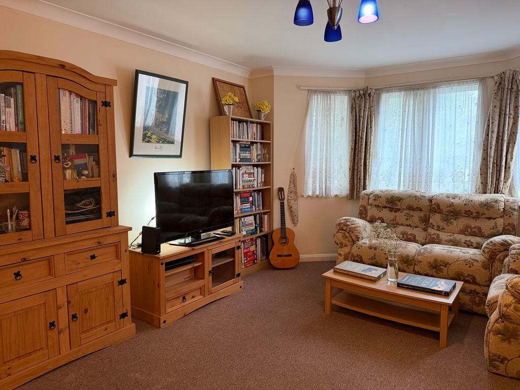 Property photo 3 of 10 Photo 3