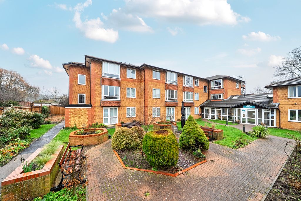 Property photo 1 of 20 Picture No. 05