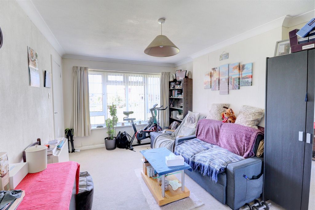 Property photo 2 of 7 Picture No. 02