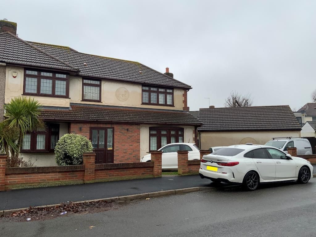 Property photo 1 of 22 Front View