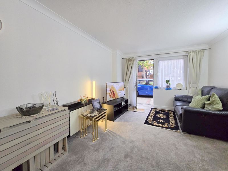 Property photo 2 of 13 Photo 9