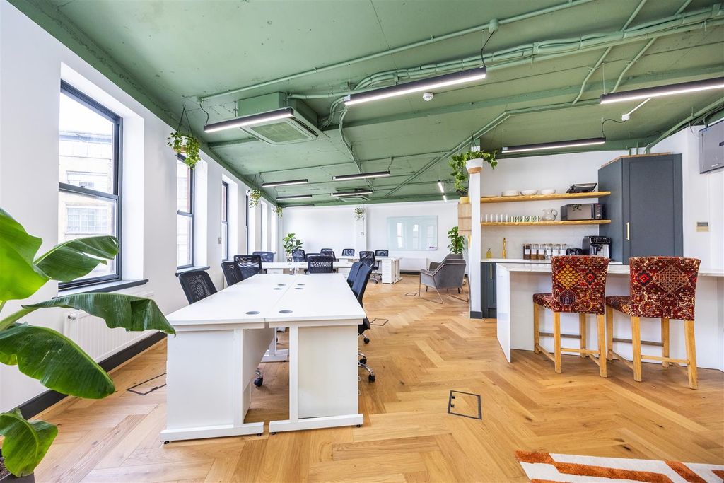 Property photo 2 of 8 Pop House_25 Copy.Jpg