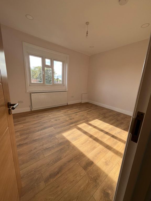 Property photo 3 of 9 Whatsapp Image 2026-08-28 At 16.56.40 (1)