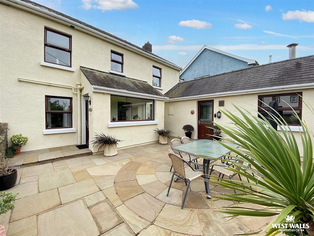 Property photo 3 of 34 Image00016.Jpg