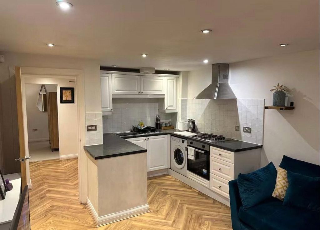 Property photo 3 of 14 Picture No. 07