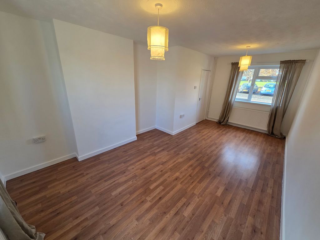Property photo 3 of 14 Image
