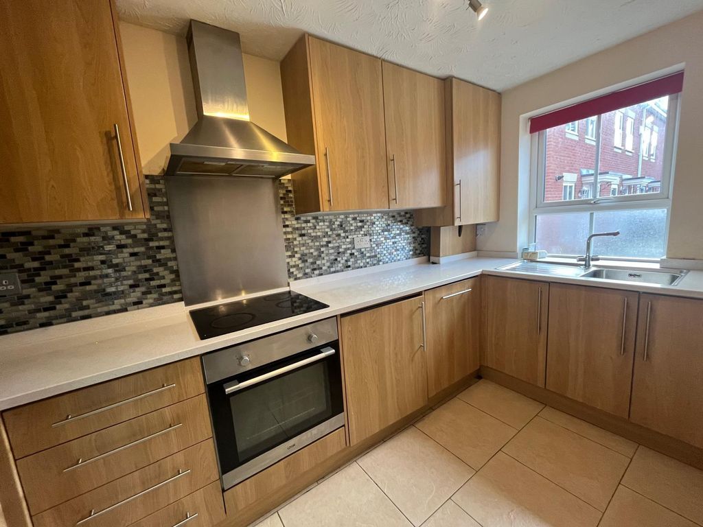 Property photo 3 of 11 Image