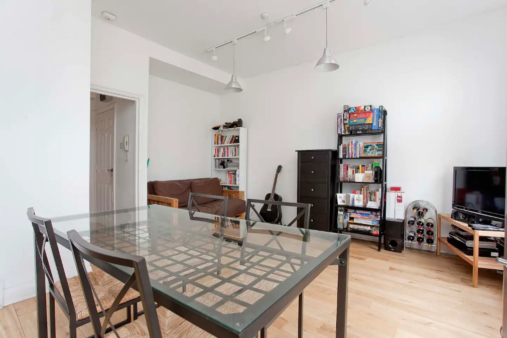 Property photo 2 of 7 6
