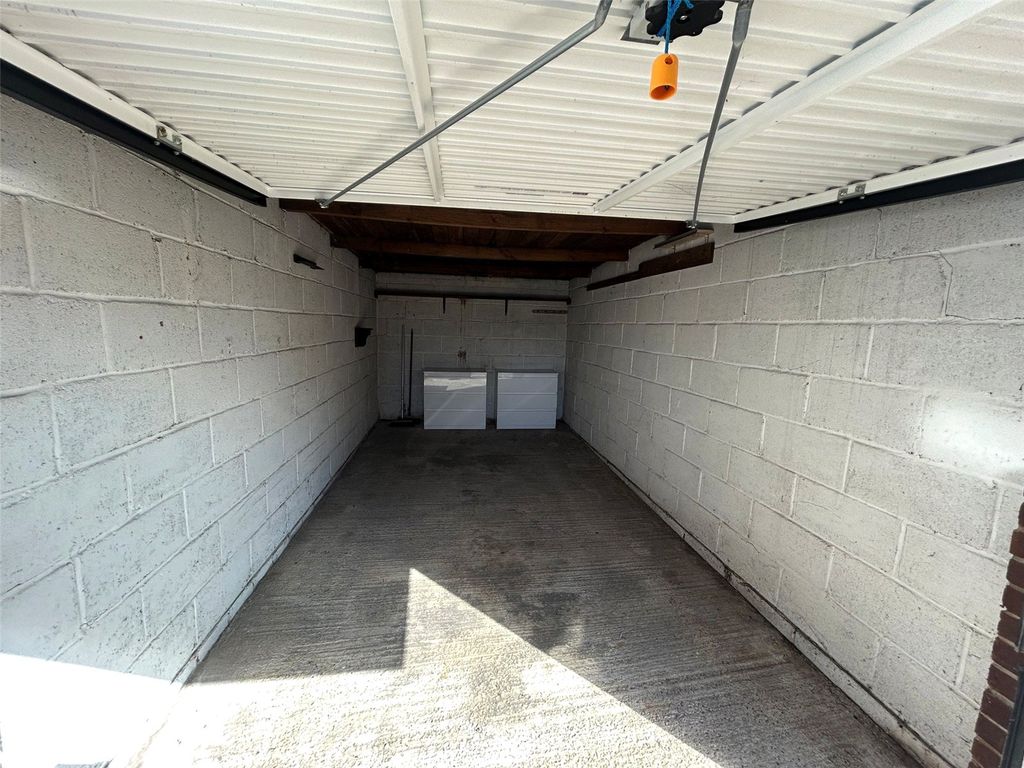 Property photo 3 of 4 Picture No. 01