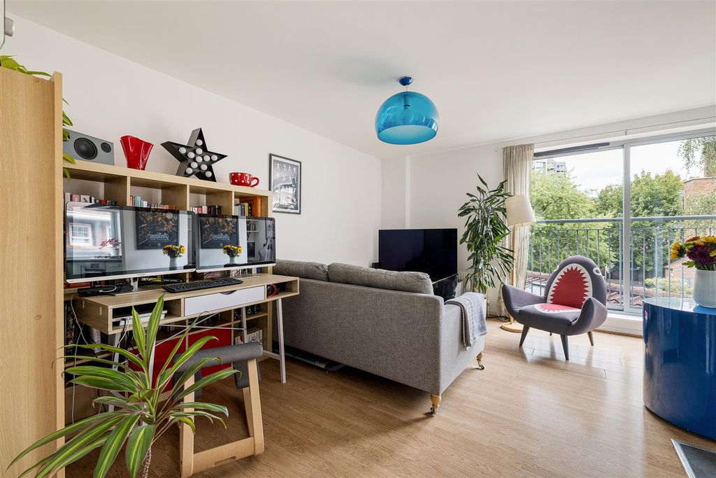 Property photo 1 of 21 0R7A2672.Jpg